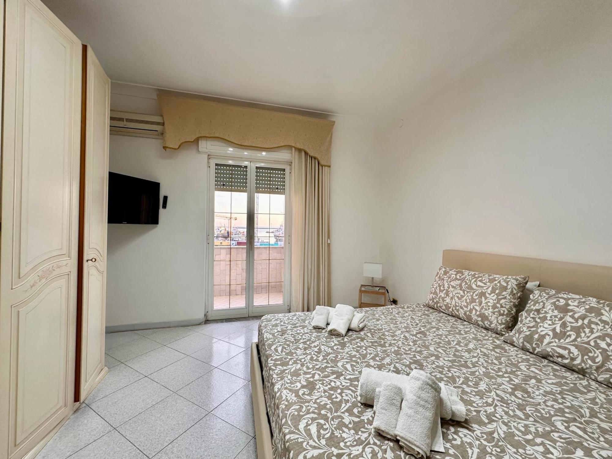Casa Vacanze Bergame Villa เนเปิลส์ ภายนอก รูปภาพ