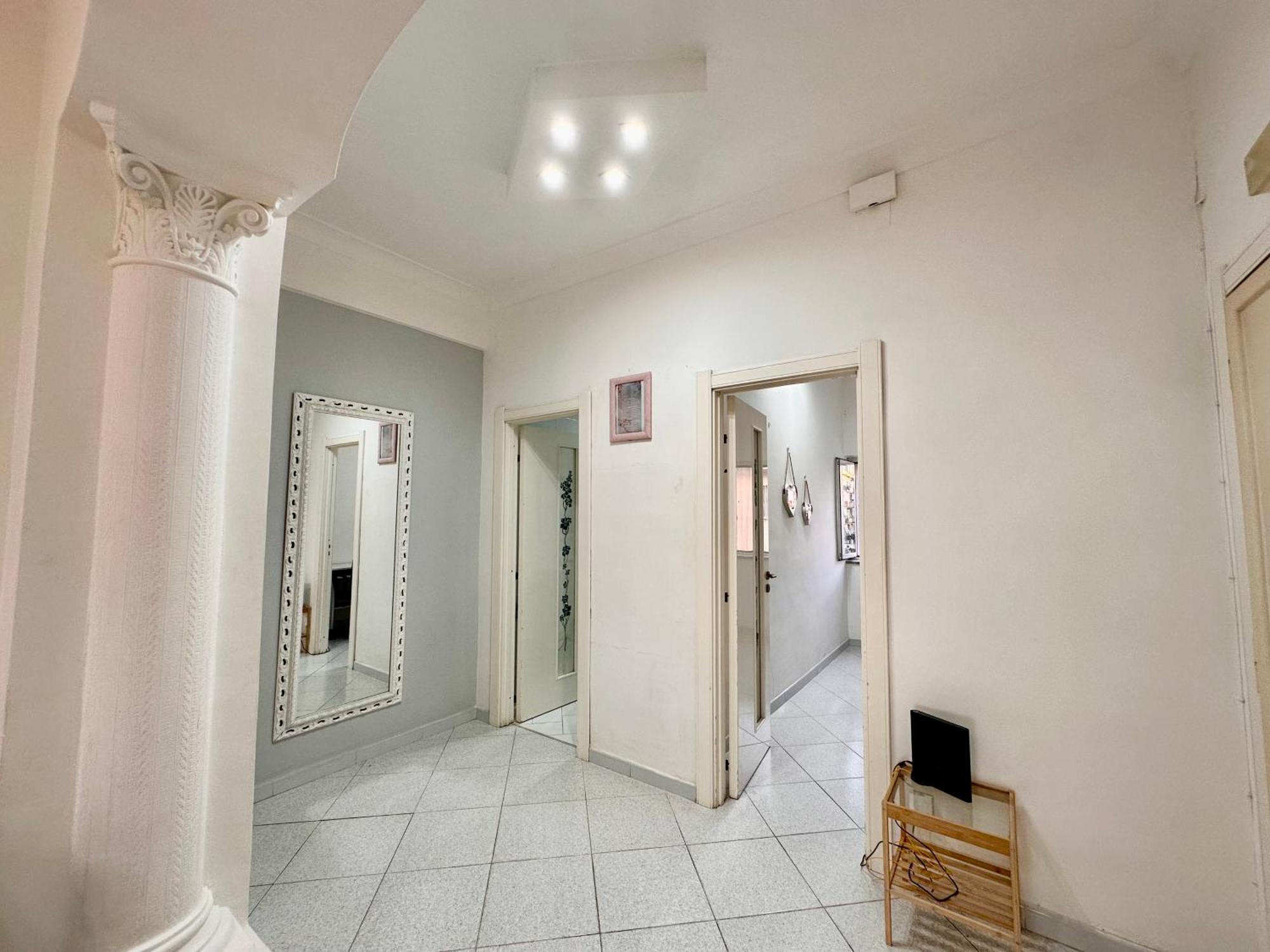 Casa Vacanze Bergame Villa เนเปิลส์ ภายนอก รูปภาพ