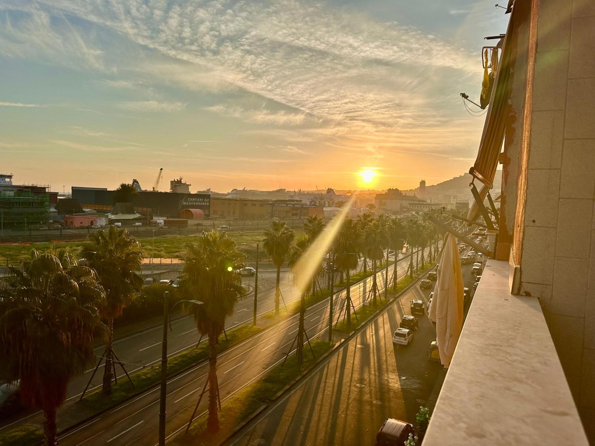 Casa Vacanze Bergame Villa เนเปิลส์ ภายนอก รูปภาพ