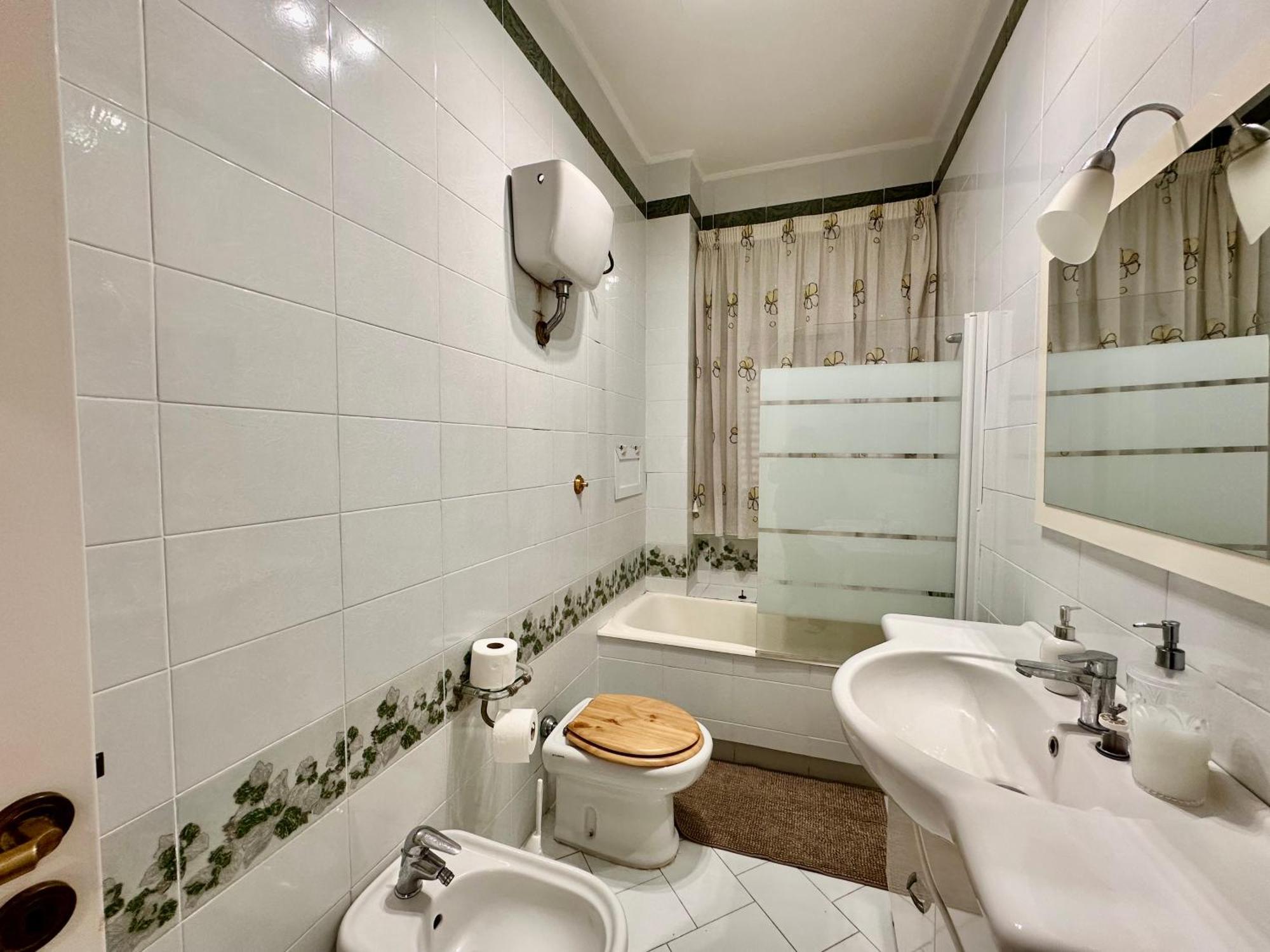 Casa Vacanze Bergame Villa เนเปิลส์ ภายนอก รูปภาพ